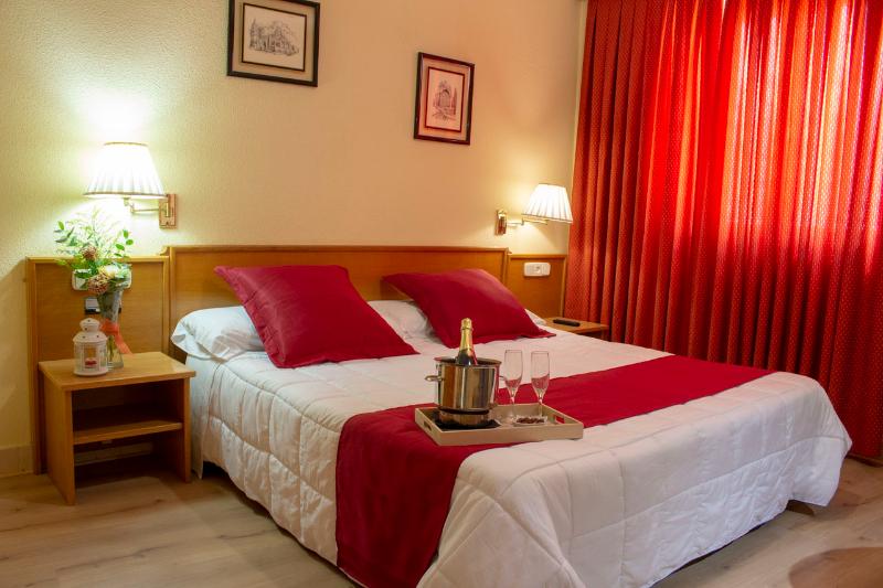 اتاق استاندارد, Helmantico