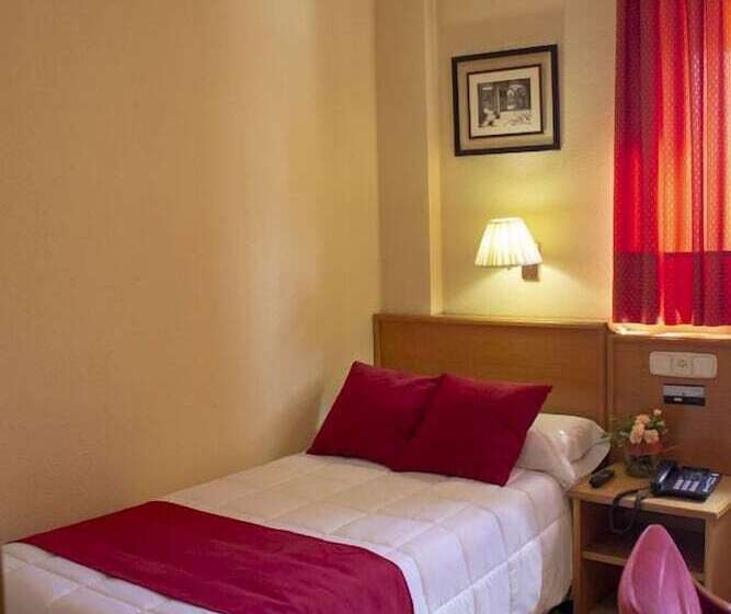 اتاق استاندارد یک نفره, Helmantico