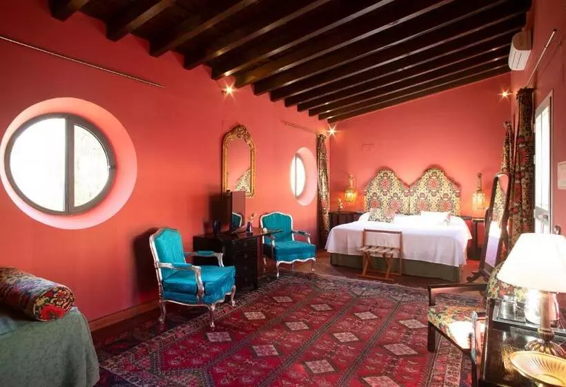 スイート, La Posada Del Moro