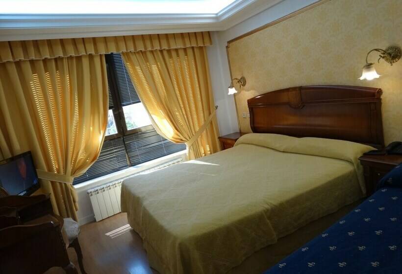 غرفة قياسية ثلاثية, Le Petit