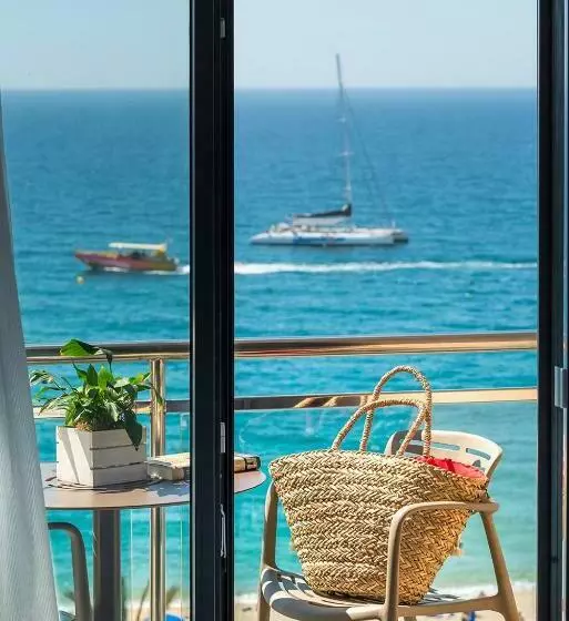 Quarto standard vista mar com balcao, Marsol