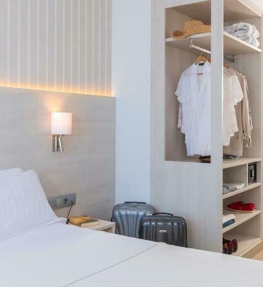 Triple Room Sea View, Marsol