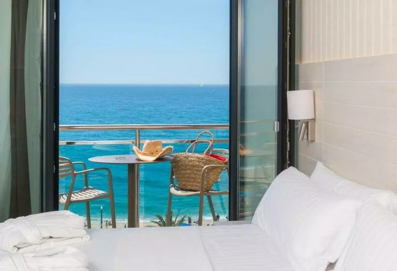 Quarto Triplo Standart Vista Mar, Marsol