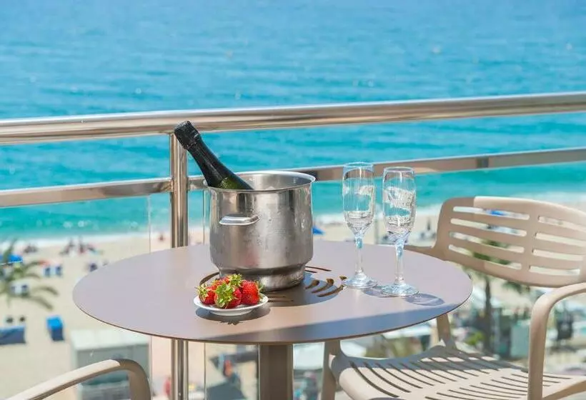 Quarto Triplo Standart Vista Mar, Marsol