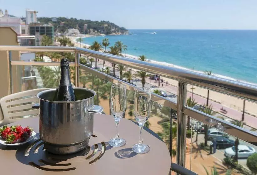 Quarto Triplo Standart Vista Mar, Marsol
