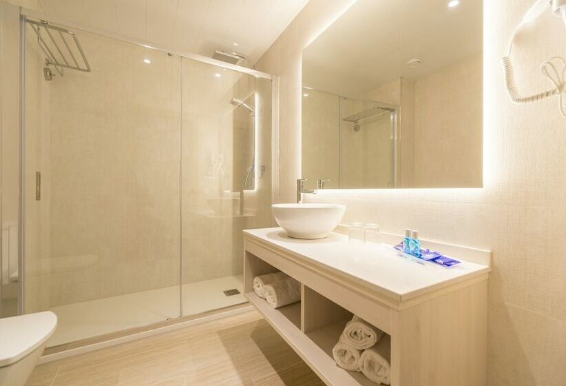 Triple Room Sea View, Marsol