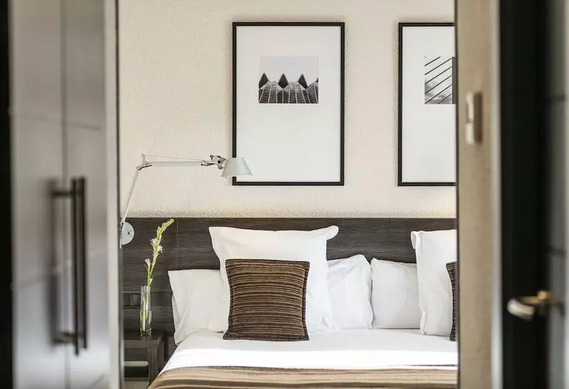 Habitación Superior, Medium Valencia