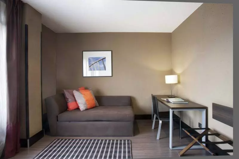 Habitación Familiar, Medium Valencia