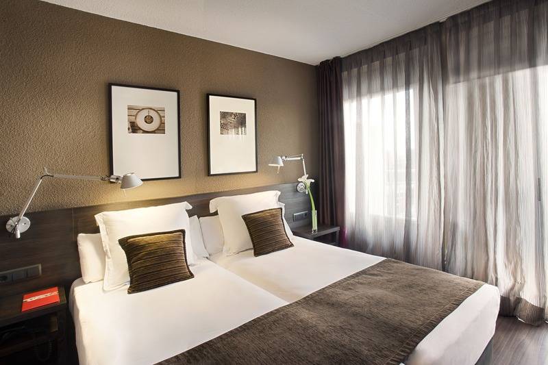 غرفة عائلية, Medium Valencia