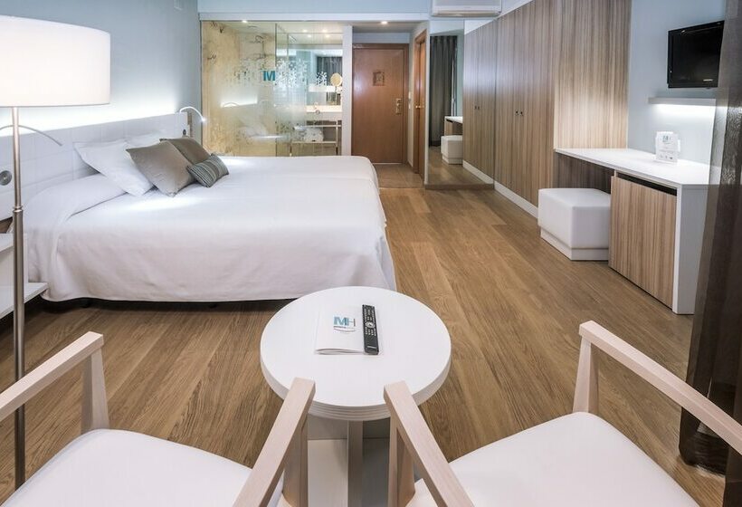 ガーデンビュースーペリアールーム, Monica