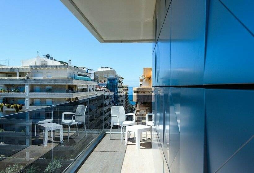 غرفة قياسية فردية, Monarque El Rodeo