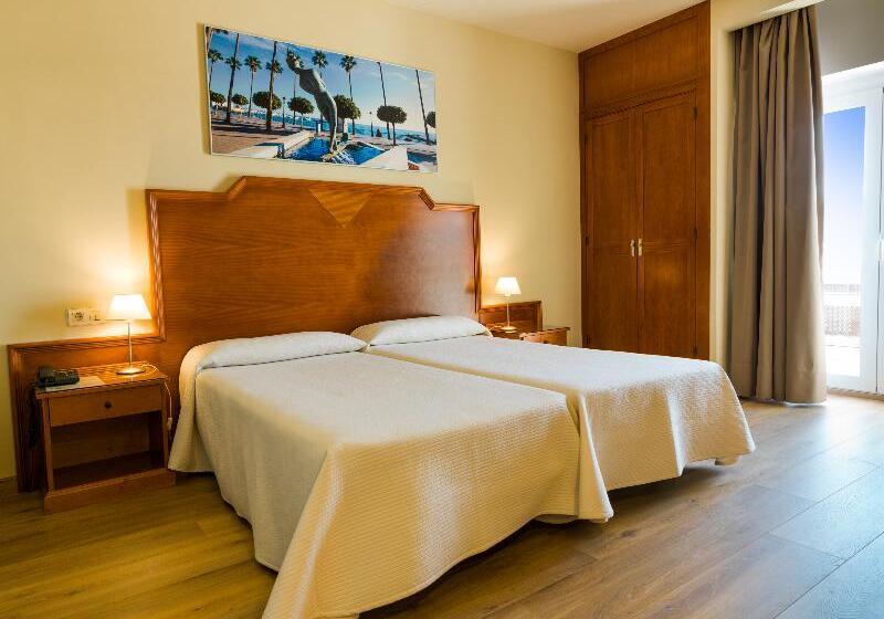 غرفة قياسية, Monarque El Rodeo