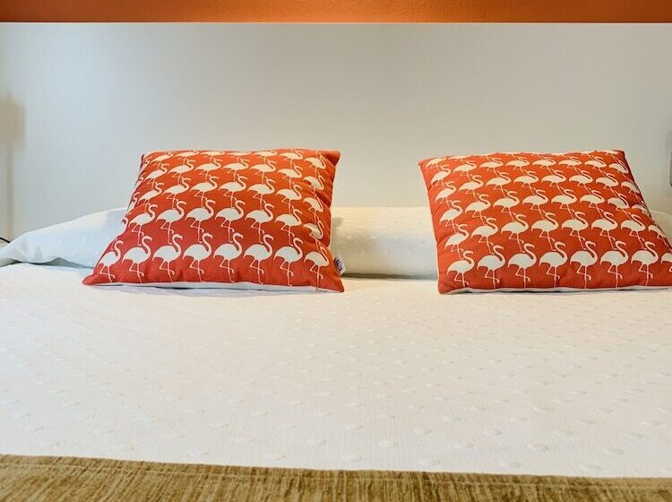 חדר סטנדרט, Restaurant Llansola