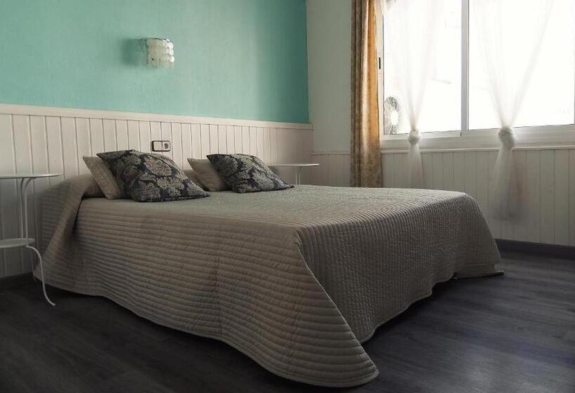 エコノミールーム, Salomé