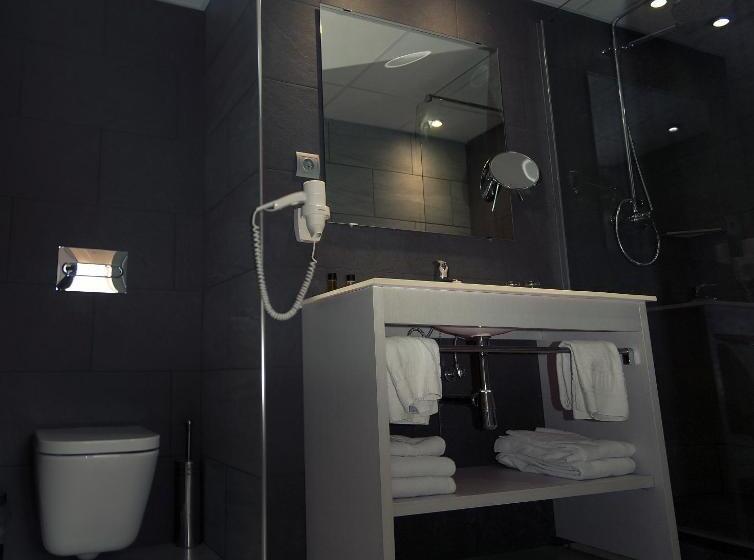 スタンダードルーム, Salomé