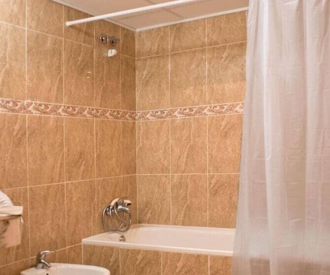 Quarto Estandar, San Martin