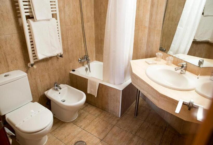 标准间, Santa Isabel