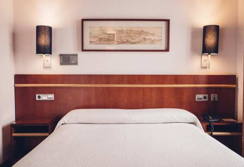 标准间, Santa Isabel