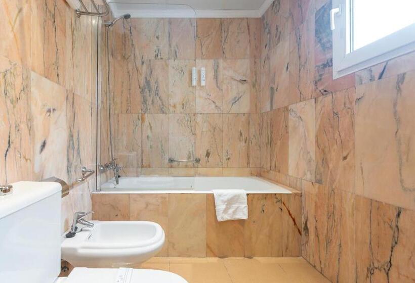 اتاق استاندارد سه تخته با بالکن, Soho Boutique Los Naranjos