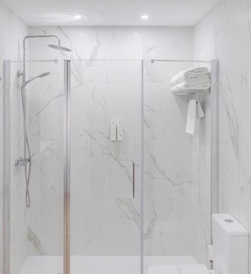 اتاق خانوادگی, Soho Boutique Los Naranjos