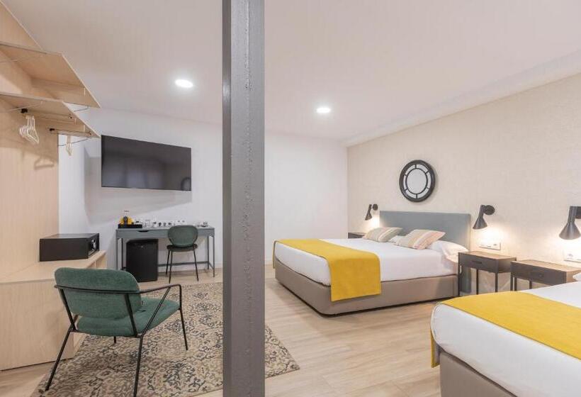 اتاق خانوادگی, Soho Boutique Los Naranjos