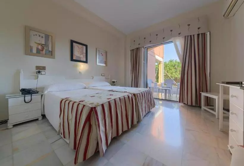 Standart Oda, Torre De Los Guzmanes