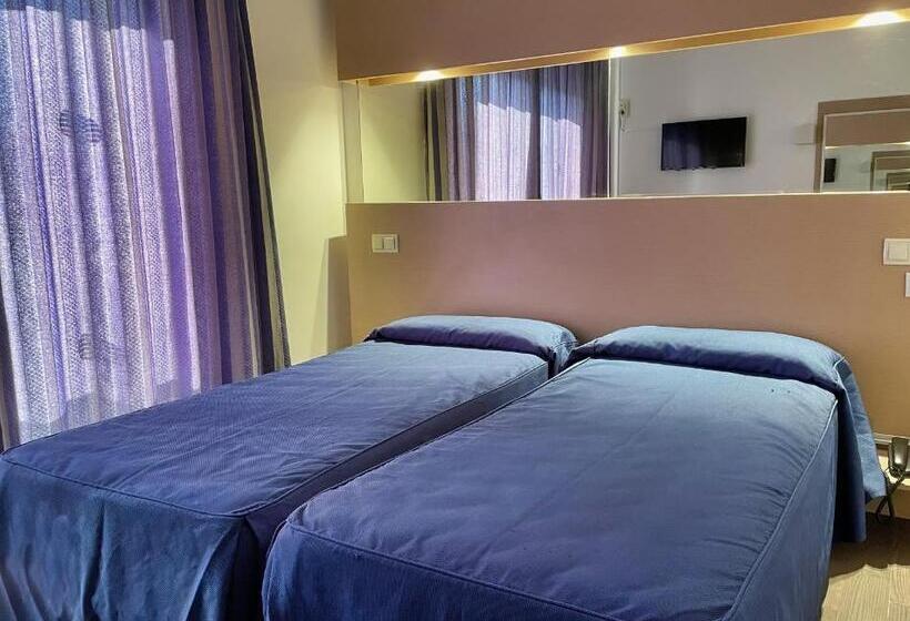 Chambre Standard avec Balcon, Villamarina Club