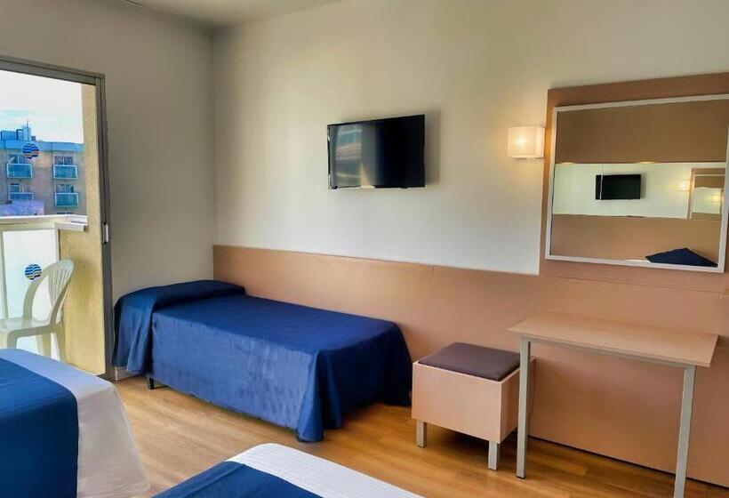 高级家庭房间, Villamarina Club