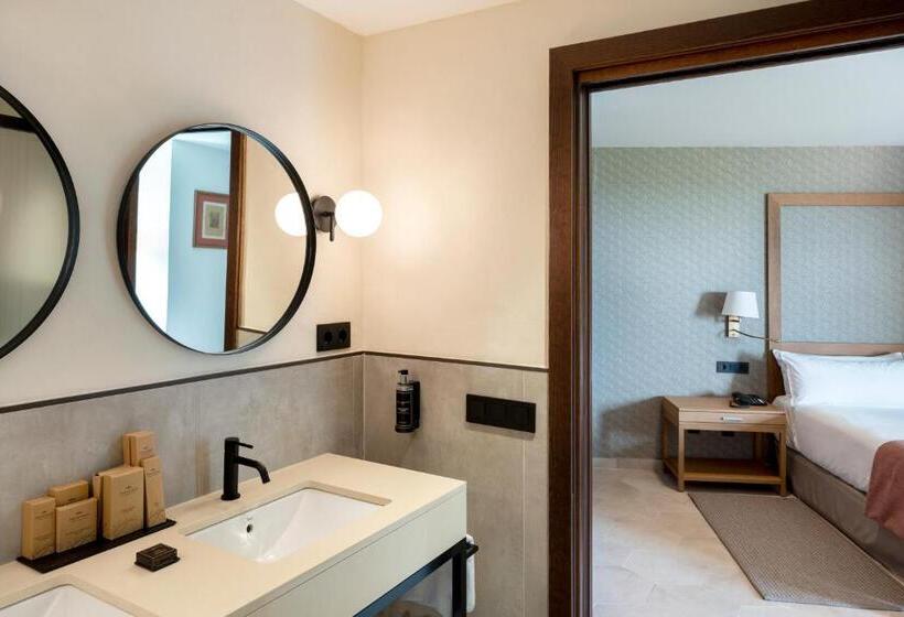 جناح جونيور, Parador De Ciudad Rodrigo