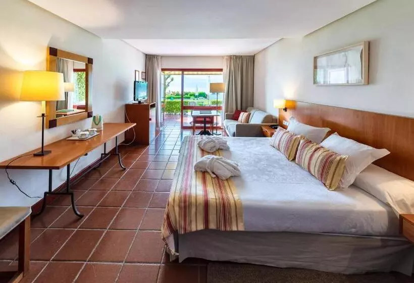 Superior Oda, Parador De Nerja