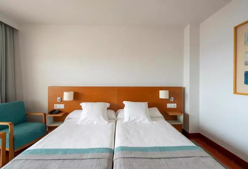 Basic Oda, Parador De Nerja