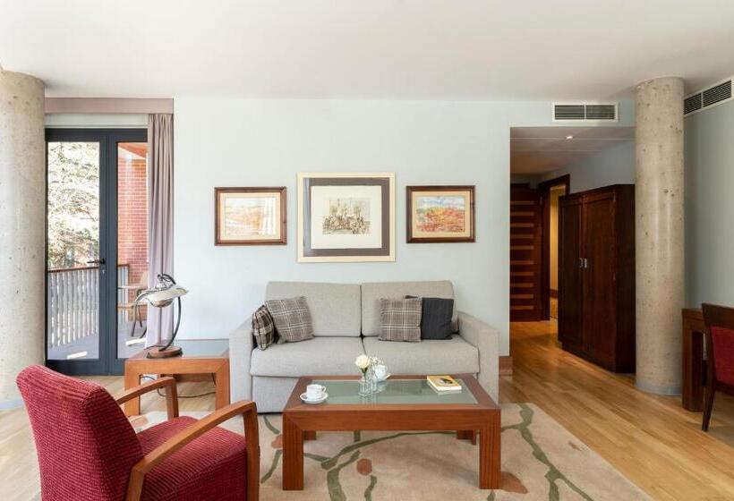 سوییت جونیور, Parador De Soria