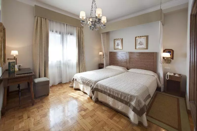 اتاق استاندارد, Parador De Teruel