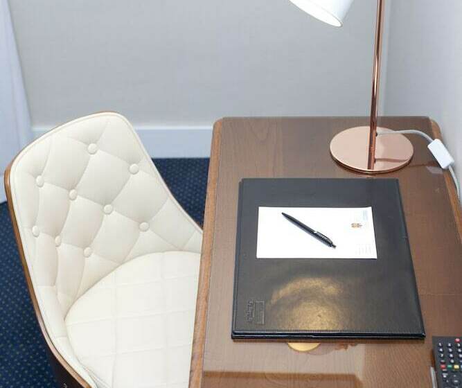 غرفة قياسية, Felipe Iv