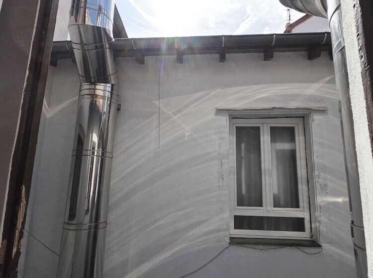 اتاق استاندارد یک نفره, Casual Gurea