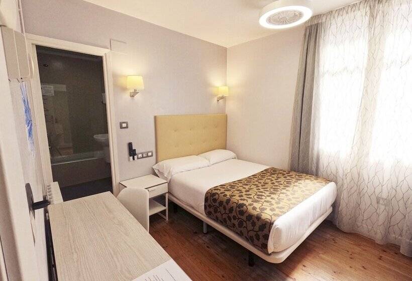 اتاق استاندارد یک نفره, Casual Gurea