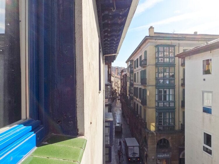 اتاق استاندارد, Casual Gurea