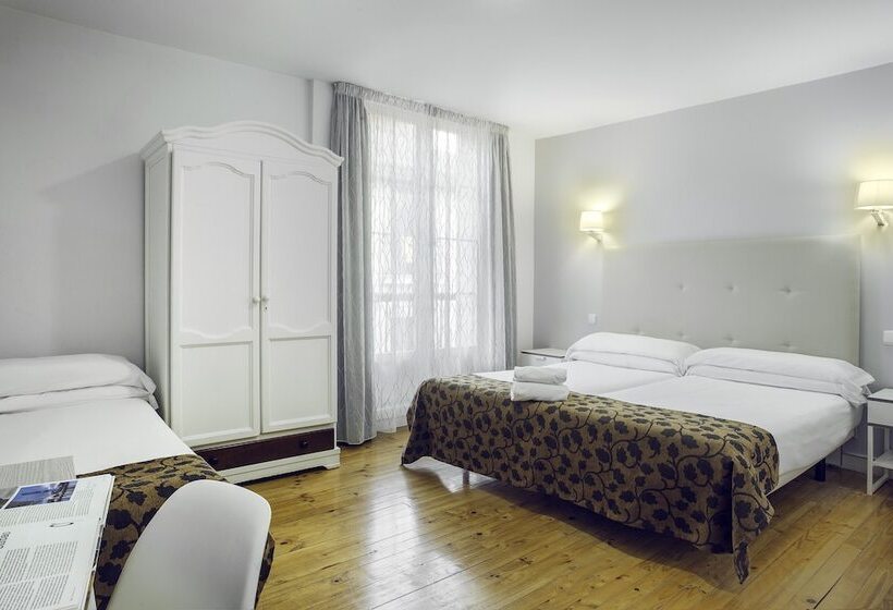 اتاق استاندارد سه نفره, Casual Gurea