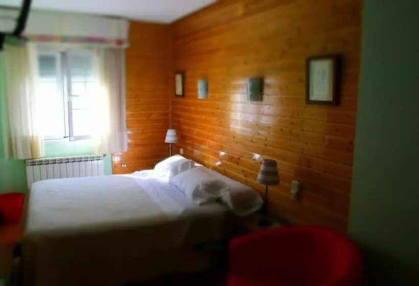デラックスルーム, Hostal Martin   Sanabria
