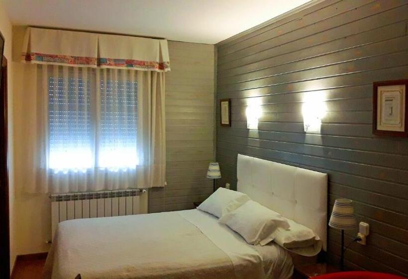 غرفة ديلوكس, Hostal Martin   Sanabria