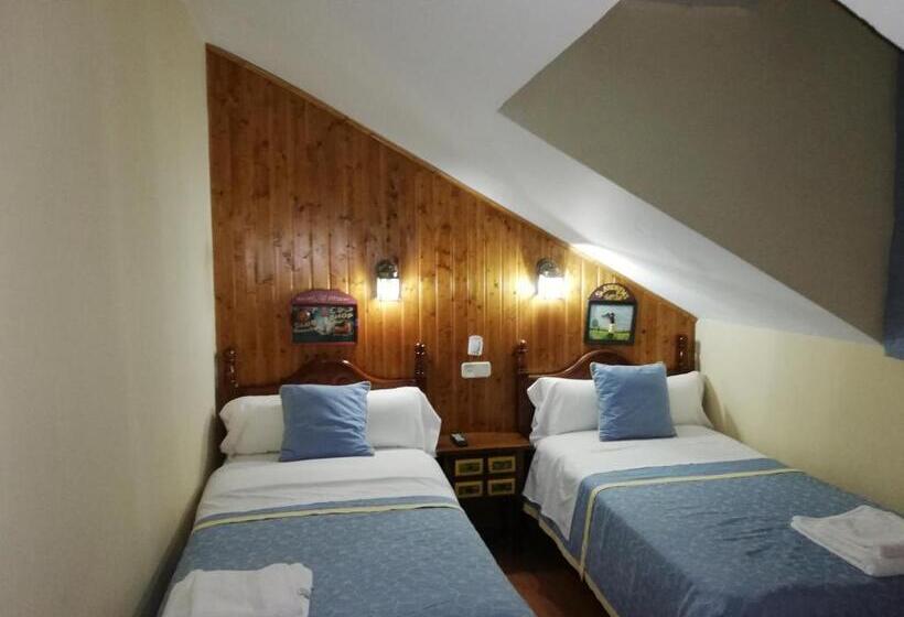 غرفة قياسية رباعية, Hostal Martin   Sanabria