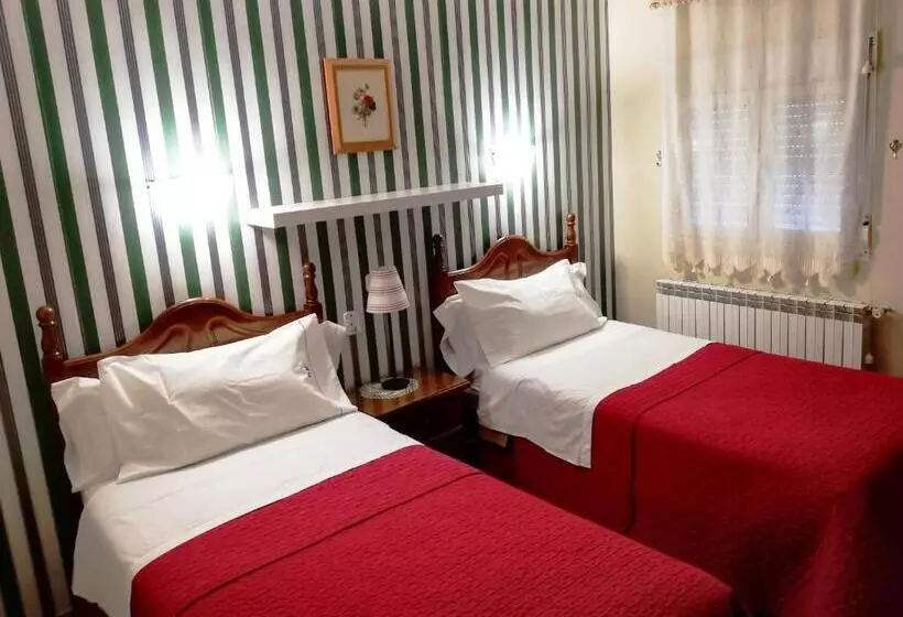 スタンダード４人部屋, Hostal Martin   Sanabria