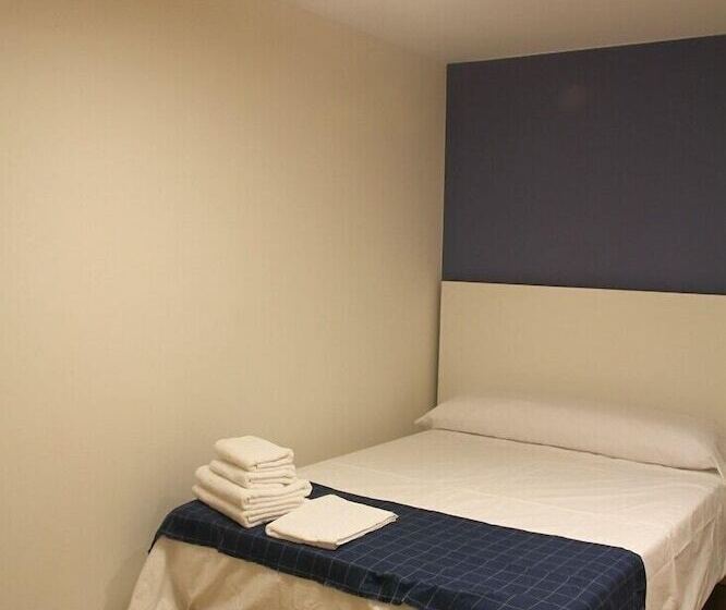 غرفة قياسية فردية, Hostal Mónaco