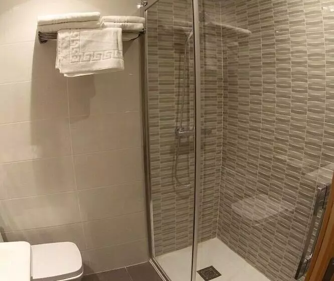 اتاق استاندارد یک نفره, Hostal Mónaco