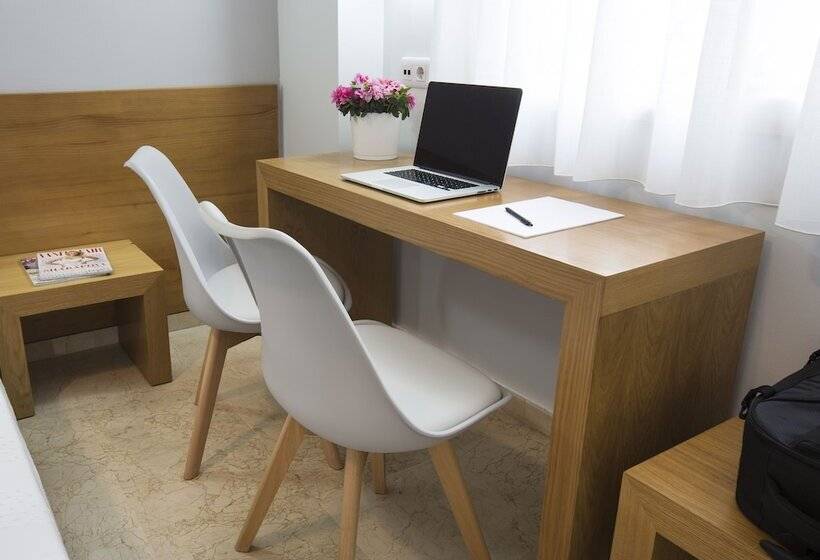 Номер Стандарт, Casbah