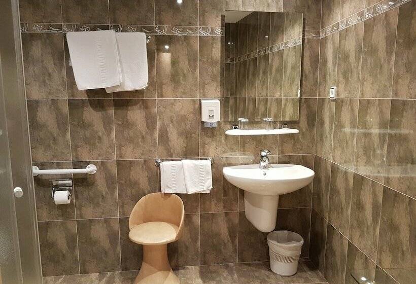 标准间, Don Pelayo