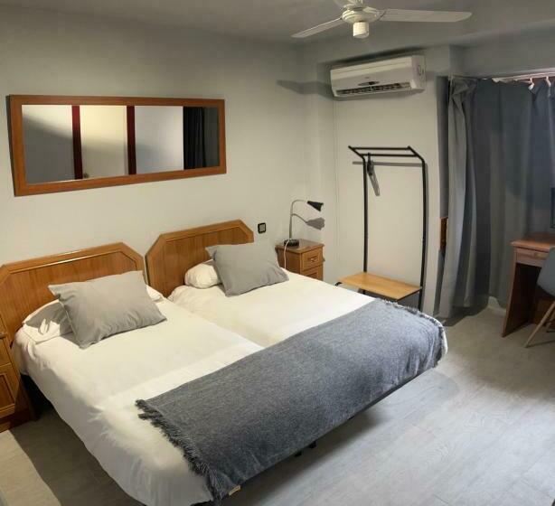 اتاق استاندارد, Hostal Arenal