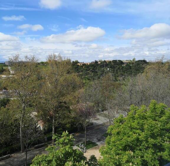 غرفة ديلوكس مطلة على المدينة, Hostal Juan Bravo