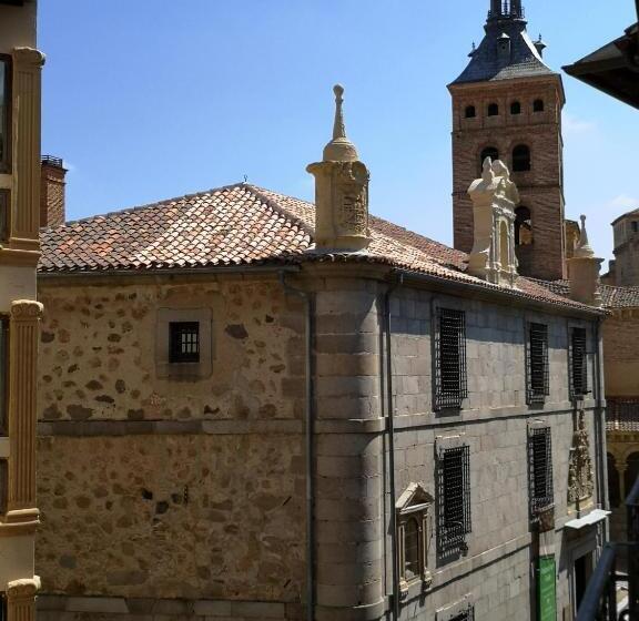 غرفة ديلوكس مطلة على المدينة, Hostal Juan Bravo