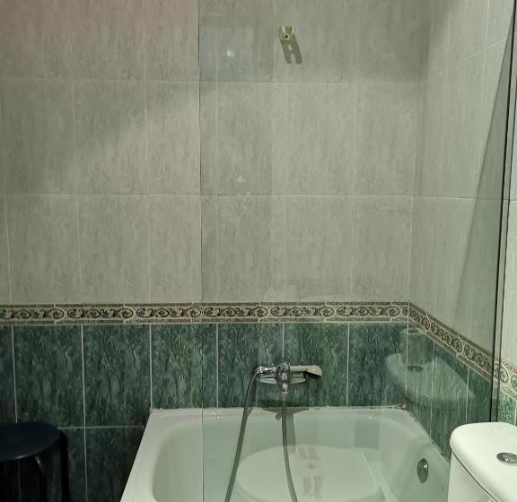 غرفة كلاسيكية رباعية, Hostal Juan Bravo